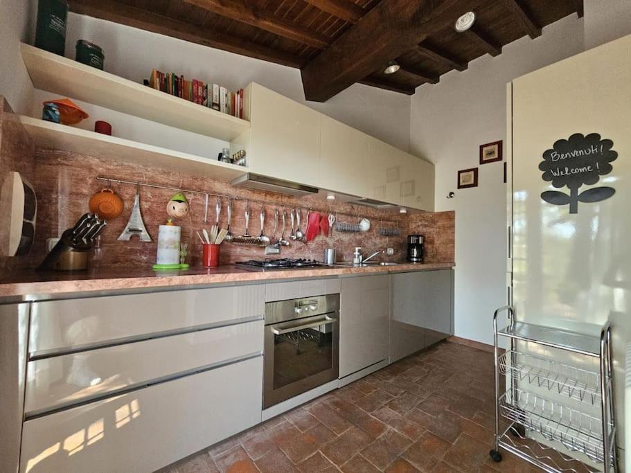 Appartamento Casina Rossa Tavarnuzze Esterno foto