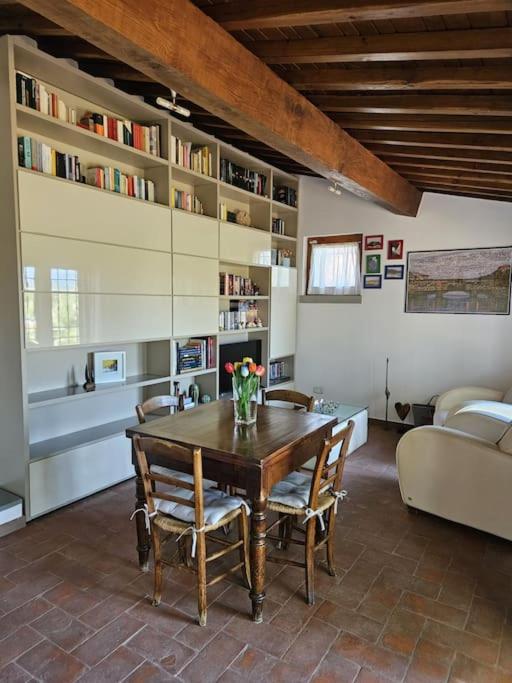 Appartamento Casina Rossa Tavarnuzze Esterno foto